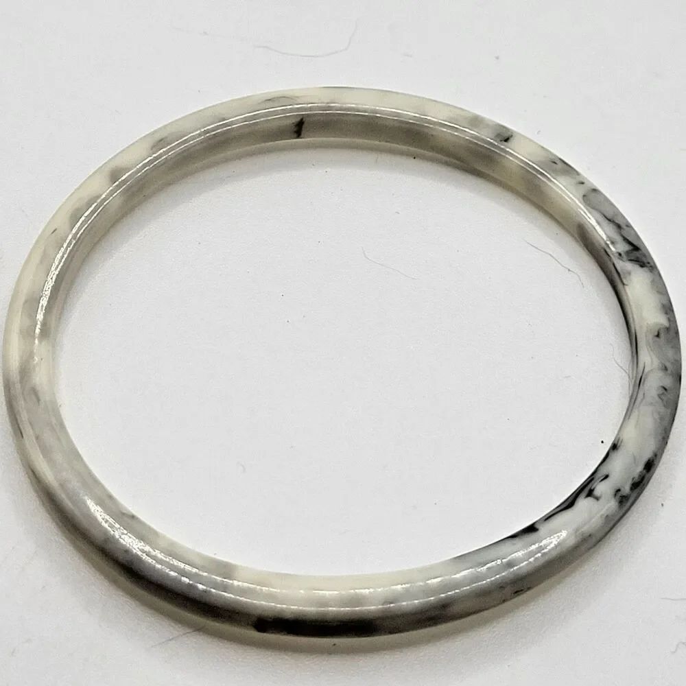 Vintage 80s Marbled Grey Acrylic Braclet 2in dia small